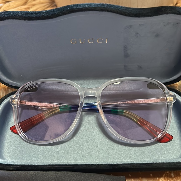 Authentic Gucci sunglasses! - Picture 2 of 5
